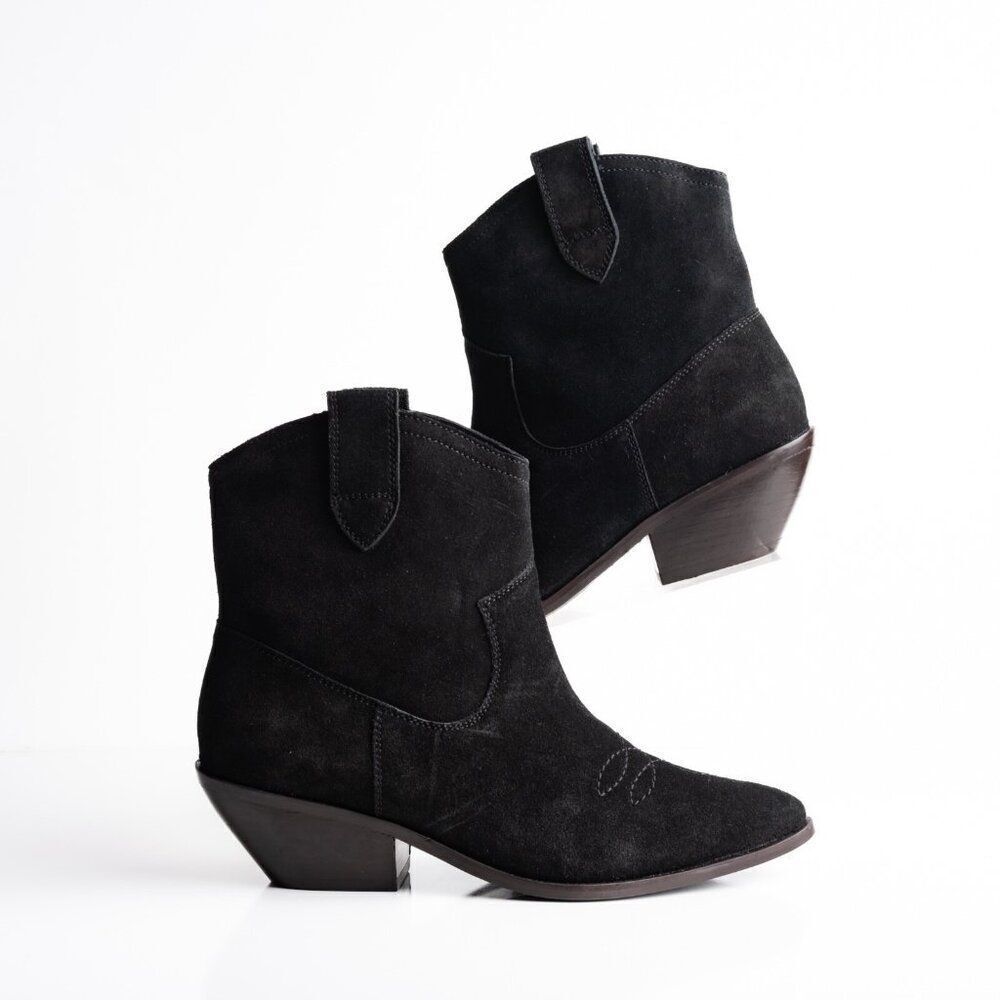 Boden Womens Suede Western Ankle Boots Black Pull On US 6 EU 37 New A1462